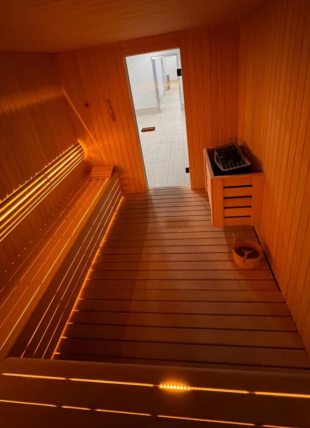 Relaxing sauna